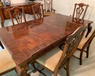 American of Martinsville Dining Table and Chairs