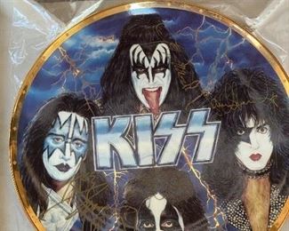 Signed by all 4 members