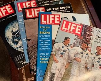 Vintage late 1960s life magazines including Asian additions