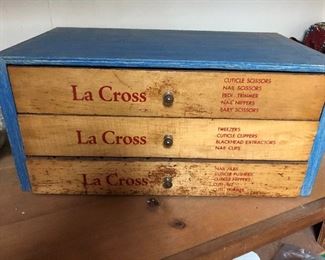 La Cross drawers