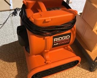 Rigid air compressor