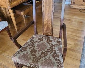 6 dining room chairs (2 with arms)