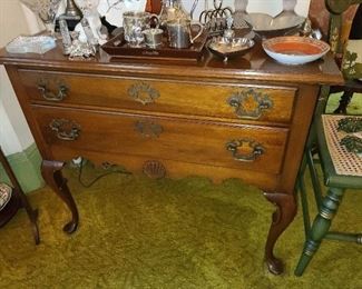 Chippendale Style Mahogany Dressing Table 
