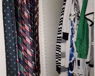 MASSIVE DESIGNER CLOTHING, SHOES, HANDBAGS, & ACCESSORY COLLECTION (MIXED VINTAGE & CONTEMPORARY) 