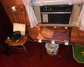 Assorted Decorative Arts 