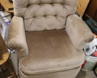 This item is listed on an online sale and if it does not sell will be included in the estate sale. https://www.estatesales.net/CA/Yuba-City/95993/marketplace/26941