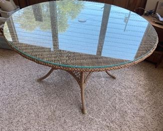 Wicker/Glass Round Table