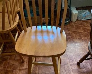#41 Oak barstool 25" height 4@ $20 each. "as is". (Some scratches)