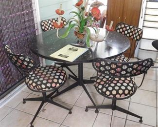 Breakfast Table and Chairs