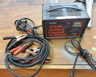 Batter Charger and Starter with Set of Jumper Cables. Untested