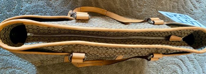 Lot 1524 $70.00