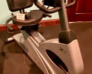Lot 1570 $350.00 True Fitness Z5 Recumbent Bike Orig. Pd over $2000. Excellent Condition, Great Price for a True Bike. Health Club Quality.