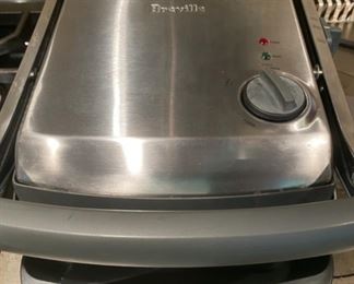 Lot 1554 $45.00 Breville Panini Grill #TG425XL W/Instruction booklet, Excellent Condition, with Grill Cleaner Tool, drip tray in Brushed Stainless Steel.