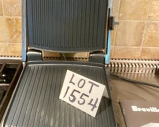 Lot 1554 $45.00 Breville Panini Grill #TG425XL W/Instruction booklet, Excellent Condition, with Grill Cleaner Tool, drip tray in Brushed Stainless Steel.Lot 1554 $45.00