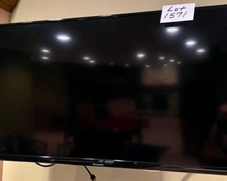 Lot 1571 $150.00 Panasonic Viera LED 40" TV Model TC-40A420U 1080p HDMI with Remote.