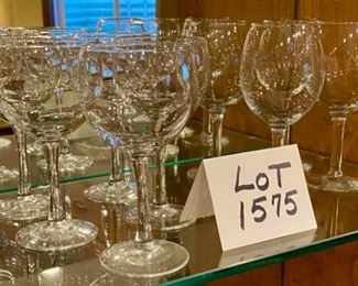 Lot 1575 $25.00. Set of nine stemmed wine glasses. 2 Different sizes