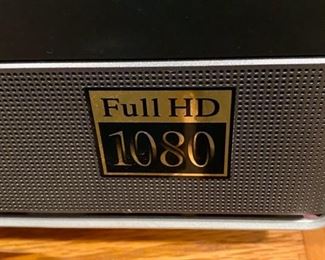 Lot 1569 Asking $100 Sony Bravia Model KDL-46V2500 46" LCD TV
