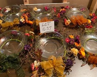 Lot 1627. $50.00. 7 Pc Lot, 7 Floating Candle Bowls w/ Decorative Fall Wreaths 8" Diam. x 3" H. Perfect for Thanksgiving, especially for multiple tables or a buffet table! There are seven of these but you get the idea!