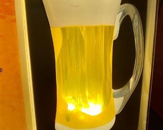 Lot 1617. Asking $75.00. Vintage Olympia Gold Light Beer Sign. Lights Up Great! 20.5" W x 13.5 H x 4" D. Perfect addition to your bar or Man Cave!