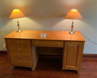 Lot 1643. $300. Stanley Computer Desk 60" x 22" W x 30" H Keyboard Drawer, CPU Tower Pull-Out and Power Center. 60" x 22" W x 30" H