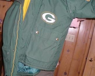 GREEN BAY PACKERS JACKET       OTHER    GB ITEMS