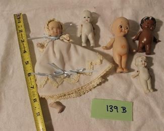 139B:  Set 5 dolls, $10.00