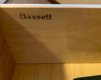 BASSETT Armoire Cabinet
