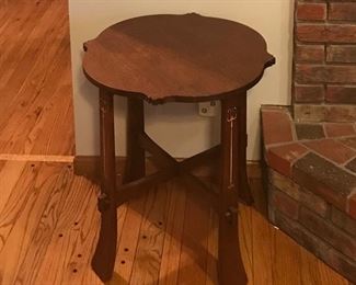 STICKLEY Table