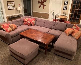 Sectional sofa set. In great condition, priced to sell. Table in middle is not for sale. 
