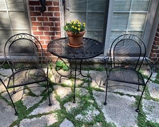 Metal outdoor patio furniture 