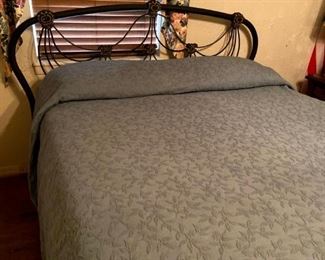 Full Size Bed $100