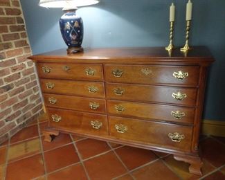 8 Drawer Chest by American Drew
