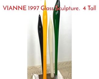 Lot 1251 Large DALE CHIHULY VIANNE 1997 Glass Sculpture. 4 Tall