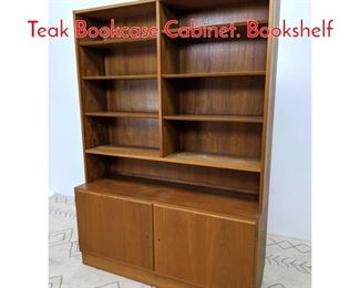 Lot 1336 HUNDEVAD Danish Modern Teak Bookcase Cabinet. Bookshelf