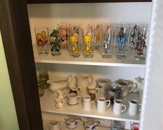 CHARACTER GLASSES AND OTHER LABELED GLASSWARE