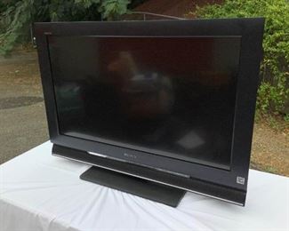 Sony LCD Digital Color TV