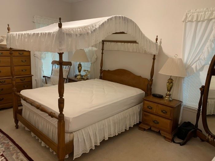 #4	Flint River Maple Full Size Canopy Bedframe 	 $250.00 
#5	Double-sided Full Size Mattress/Boxsprings	 $100.00 
