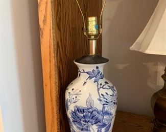 #54	Blue Ginger Jar Lamp w/wood Base	 $35.00 
