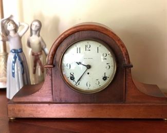 Antique Seth Thomas mantle clock 