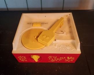 P-S1-39 - Vintage toy record player - $15
