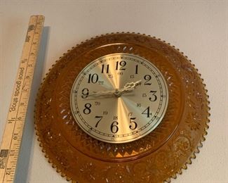 P-LR-118 - $40  Quartz Clock Vintage Tiara Amber Glass, Sandwich Pattern,