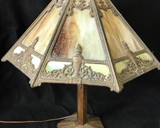 Antique BRADLEY & HUBBARD Arts and Crafts Lamp