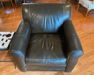Bauhaus leather club chair