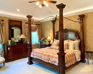 $3000 - King Four Poster Bed by Henredon with Tempurpedic Mattress Included. Measures 97” x 92” x 105”.