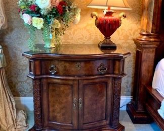 $400 - Luxury Nightstand with Glass Top by Henredon (AS IS - minor scuffs/chipping). Measures 39” x 22” x 33”. Originally purchased for $2100.