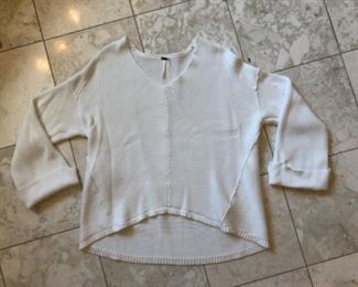 $30 - Free People White Sweater - Size medium