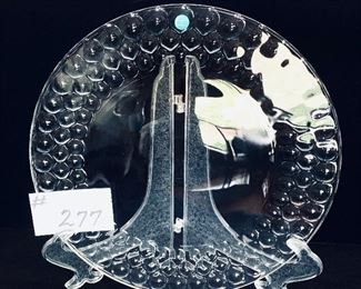 12.5” Tiffany round Honeycomb charger 
$50