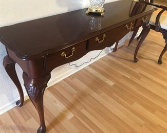ethan allen solid wood sofa/entry table 