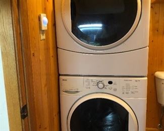 Stacking Washer & Dryer 