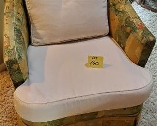 Lot #160 - $10 Small barrel chair